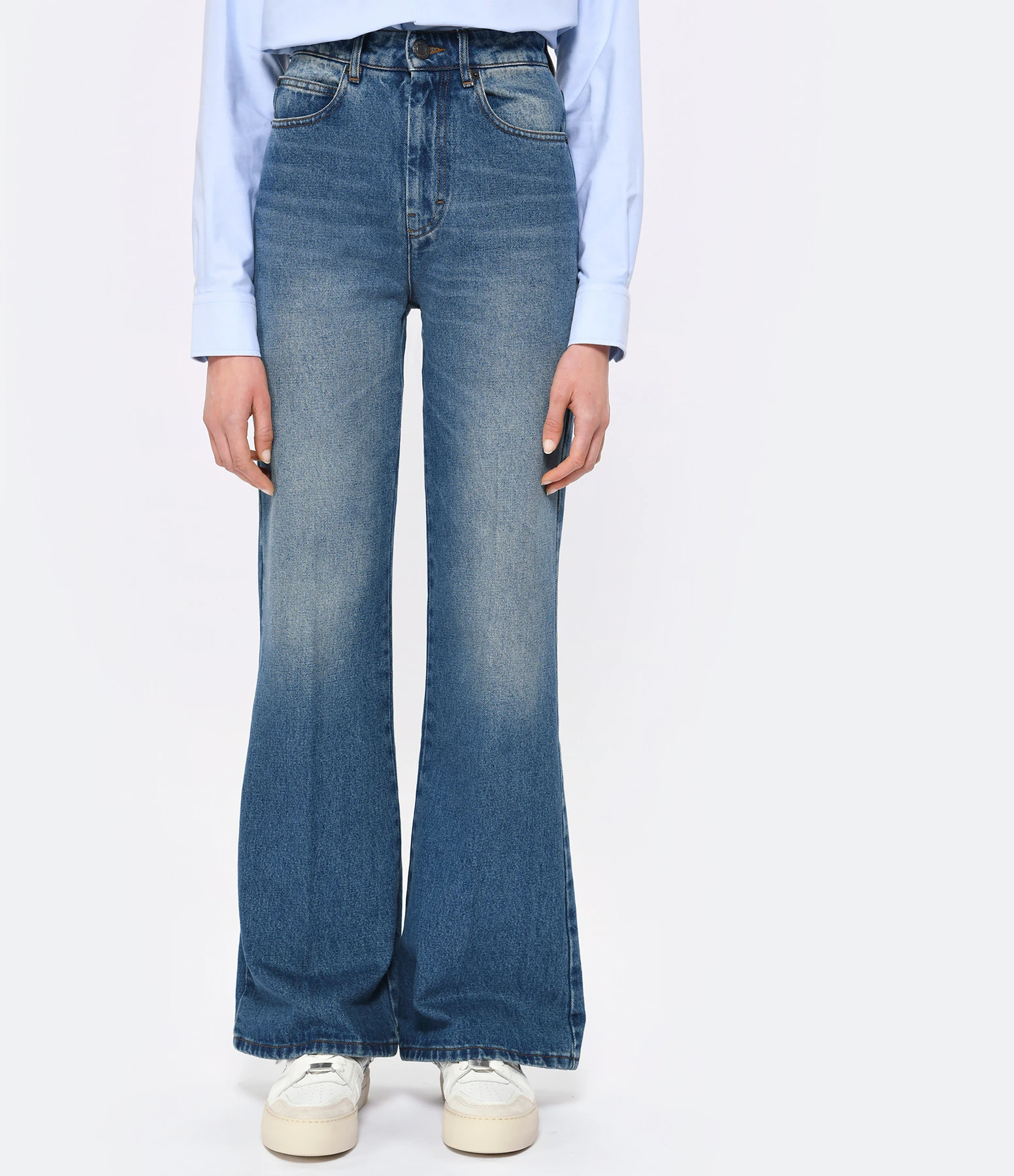 AMI Paris Jean Coton Bleu Usé 6 AMI Paris Jean Coton Bleu Usé – Image 4
