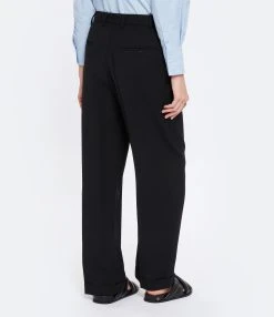 A.P.C. Pantalon Melissa Laine Noir 11 A.P.C. Pantalon Melissa Laine Noir -ANINE BING Boutique apcvi look20230104 139