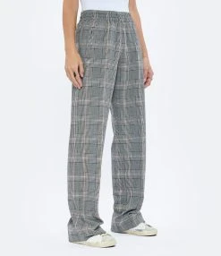 Golden Goose Pantalon Golden Laine Carreaux Gris 15 Golden Goose Pantalon Golden Laine Carreaux Gris -ANINE BING Boutique golde look20220628 445 1