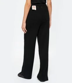 Golden Goose Jogging Golden Cachemire Noir -ANINE BING Boutique golde look20221129 425