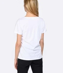 JEANNE VOULAND Tee-shirt Bobby V Coton Pima Blanc 11 JEANNE VOULAND Tee-shirt Bobby V Coton Pima Blanc -ANINE BING Boutique jvoul look20230215 408