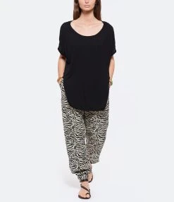 MAEVY MOUVEMENT LIBRE Tee-shirt Parfait Bambou Noir 10 MAEVY MOUVEMENT LIBRE Tee-shirt Parfait Bambou Noir -ANINE BING Boutique maevy look20220413 169