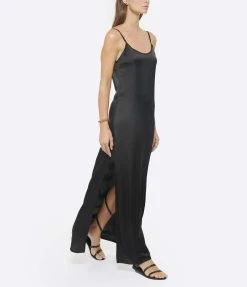 MAISON SAINT JULIEN Robe Rio Longue Noir -ANINE BING Boutique maiso look20220615 68 1