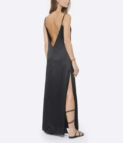 MAISON SAINT JULIEN Robe Rio Longue Noir -ANINE BING Boutique maiso look20220615 70 1