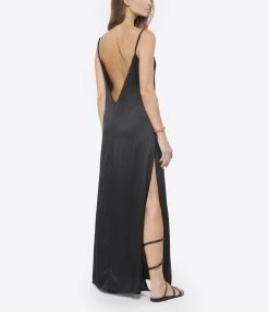 MAISON SAINT JULIEN Robe Rio Longue Noir -ANINE BING Boutique maiso look20220615 70