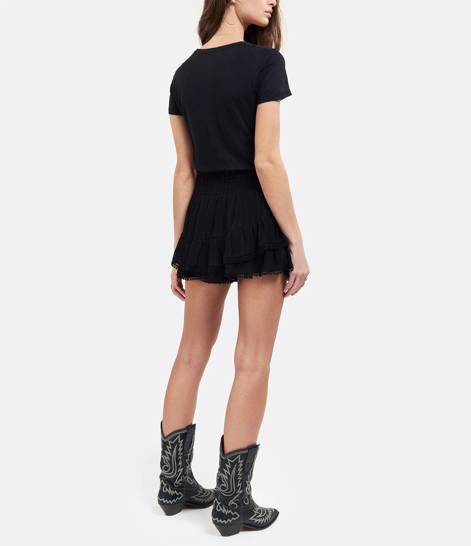 MAJESTIC FILATURES Tee-shirt Lisa Col V Lin Noir 7 MAJESTIC FILATURES Tee-shirt Lisa Col V Lin Noir – Image 5