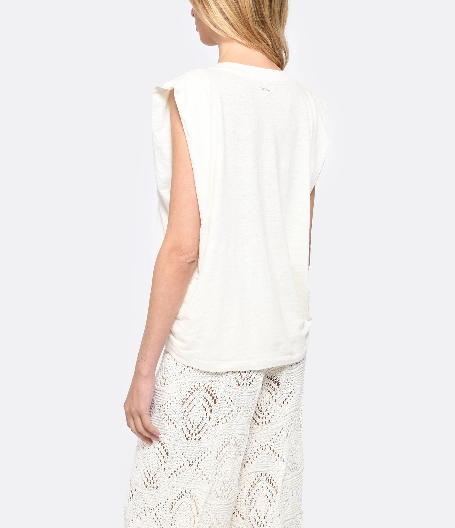 Momoni Tee-shirt Enna Lin Blanc 6 Momoni Tee-shirt Enna Lin Blanc – Image 4