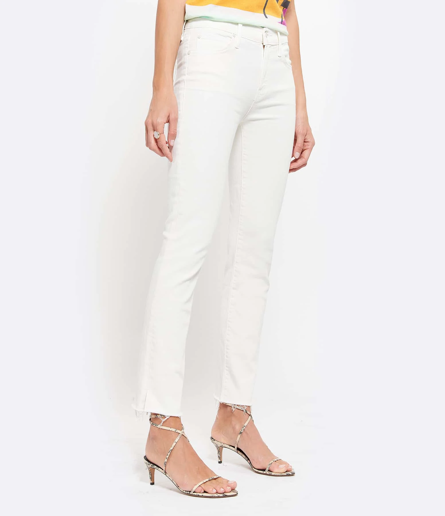 MOTHER Jean The Rascal Ankle Snippet Cream Puff 7 MOTHER Jean The Rascal Ankle Snippet Cream Puff – Image 5
