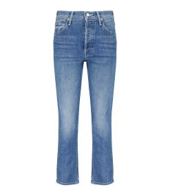 MOTHER Jean The Tomcat Jean Denim Bleu Kneeling On Stones