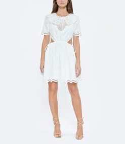 SELF PORTRAIT Robe Broderie Anglaise Coton Blanc -ANINE BING Boutique selfp look20220622 13