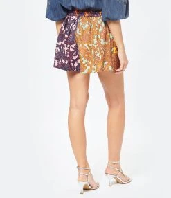 Zimmermann Short Tiggy Lin Imprimé Cachemire 12 Zimmermann Short Tiggy Lin Imprimé Cachemire -ANINE BING Boutique zimme look20221110 217